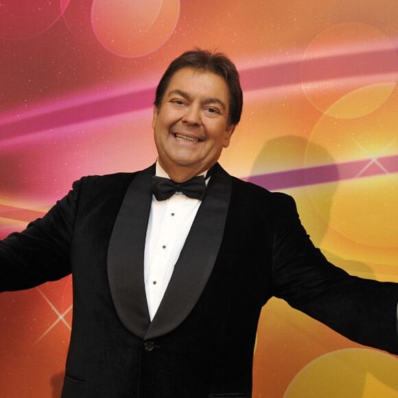 Após alta, Faustão revela que já sabia de obstrução no coração: 'Ela aumentou'