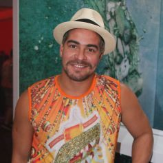 Thiago Martins explica como conclia carreiras de ator e cantor: 'Quando estou atuando na novela não consigo me dedicar 100% ao meu som, mas agora com o fim das gravações do meu primeiro protagonista e cheio de orgulho, estou pronto para dar um gás e me dedicar 100% ao meu som'