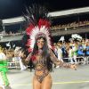 Viviane Araújo mostra todo seu samba no pé em desfile da Mancha Verde