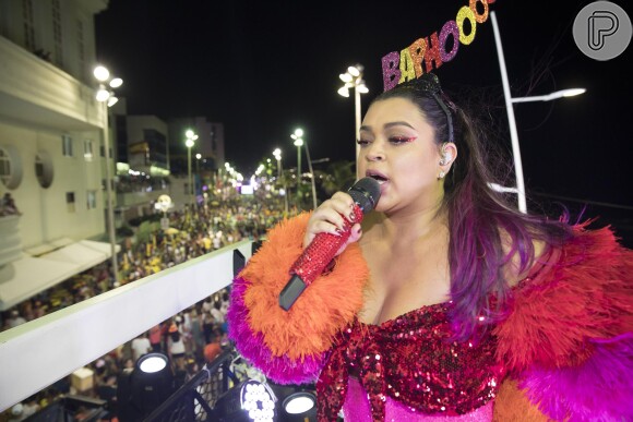 Preta Gil canta seus hits no Bloco da Preta