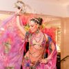 Rainha do Baile do Copa 2018, Isis Valverde vestiu Rosa Chá na tradicional festa, realizada no hotel Belmond Copacabana Palace, na Zona Sul do Rio de Janeiro, neste sábado, 10 de fevereiro de 2018