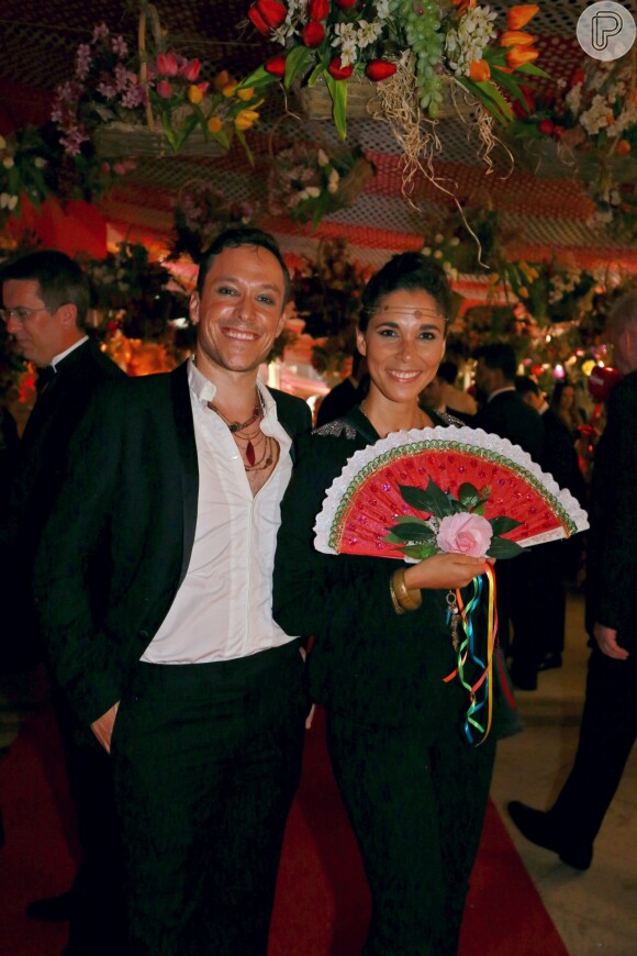 Cyrille Reboul, CEO da Webedia Brasil, foi acompanhado da mulher, a atriz e cantora Claire Nativel, para o Baile do Copa, realizado no hotel Belmond Copacabana Palace, na Zona Sul do Rio de Janeiro, neste sábado, 10 de fevereiro de 2018