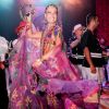 Isis Valverde brilhou como rainha do tradicional Baile do Copa, que teve como tema Gipsy Folie e as tradições ciganas, em 10 de fevereiro de 2018