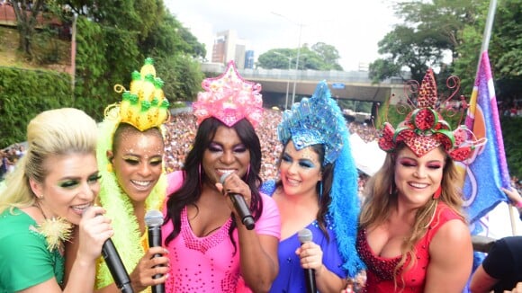 Rouge comanda bloco de Carnaval em São Paulo com Fernanda Souza como musa