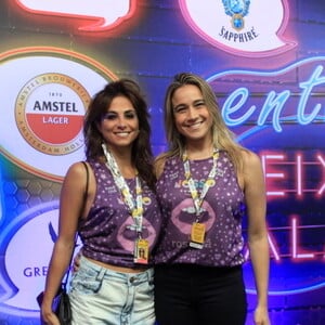 Fernanda Gentil, namorada de Priscila Montandon, falou da violência no Rio ao Purepeople: 'Carnaval dá espairecida'