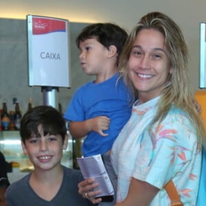 Fernanda Gentil é mãe dos pequenos Lucas e Gabriel