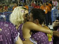Sophie Charlotte e Daniel de Oliveira trocam beijos em camarote na Sapucaí