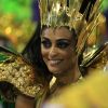 Juliana Paes desfilou como rainha de bateria da Grande Rio usando um aplique de 1 metro nos cabelos: 'É crina'