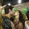 Isis Valverde e André Resende trocaram beijos no Camarote N1