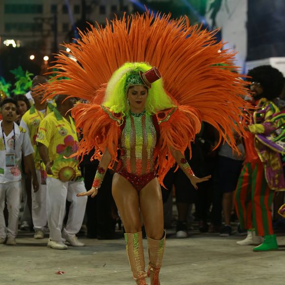 'Todo mundo se dá muito bem. É uma escola de muita amizade, muito família, muita unida', afirmou Julianne Trevisol