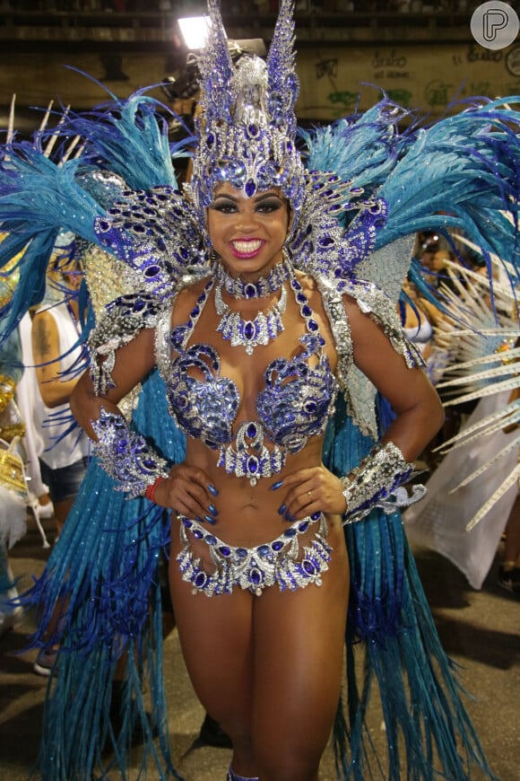 Bianca Monteiro é a rainha de bateria da Portela, maior campeã do carnaval do Rio