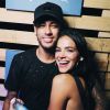 Bruna Marquezine, namorando Neymar, não se considera muito romântica: 'Na medida'