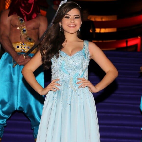 Maisa Silva afirmou que, apesar de não postar muito sobre seu namoro com Nicholas Arashiro, vai permanecer falando de sua vida pessoal com seus fãs na internet