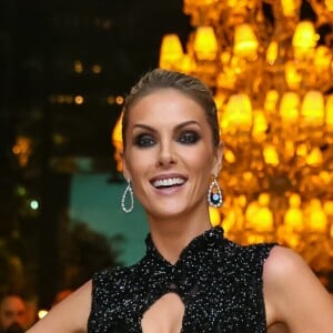 Ana Hickmann entregou que possui ciúme do marido