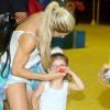 Filha de Ceará e Mirella Santos, Valentina esbanjou fofura ao usar nariz de palhaço