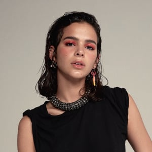 Bruna Marquezine admitiu para a revista 'Glamour': 'Sempre foquei na estética e tinha um discurso meio hipócrita, de 'ah, o importante é a saúde', mas me conscientizei mesmo nesse último ano'