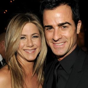 Jennifer Aniston e Justin Theroux anunciam fim do casamento