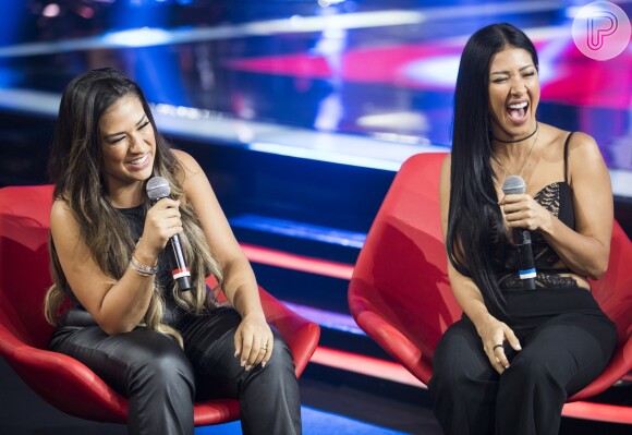 Simone, da dupla com Simaria, acompanha o programa 'Big Brother Brasil 18'