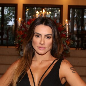 Cleo passou por rinoplastia nos EUA