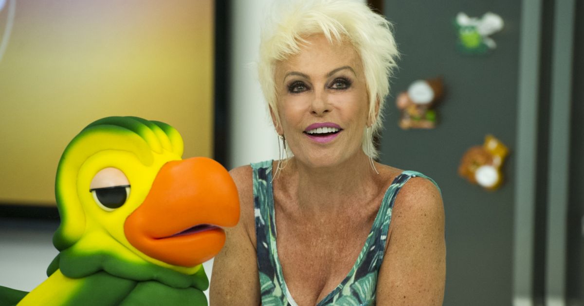 Ana Maria Braga Em 2015 No Mais Você Exibia O Cabelo Mais Curto