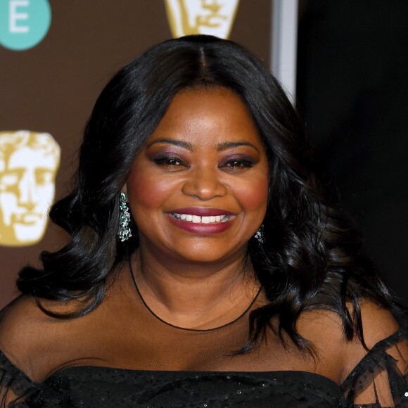 Famosas esbanjam glamour no red carpert do British Academy Film Awards, o BAFTA, realizado no salão de espetáculos Royal Albert Hall, em Londres, na noite deste domingo, 18 de fevereiro de 2018