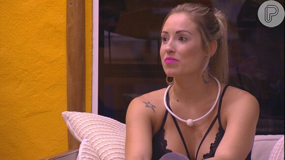 Lucas comenta repercussão de relação com Jéssica para Patrícia: 'Vai chegar ao ponto de eu não poder voltar mais para Fortaleza'