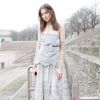 A grife Luisa Beccaria aposta em vestidos fluídos e meia-calça para o inverno 2019 em desfile para a  Semana de Moda em Milão