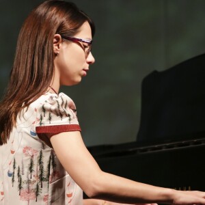 Na novela 'Malhação - Viva a Diferença', Benê (Daphne Bozaski) mostrará seu talento musical ao tocar piano na audição para entrar na faculdade