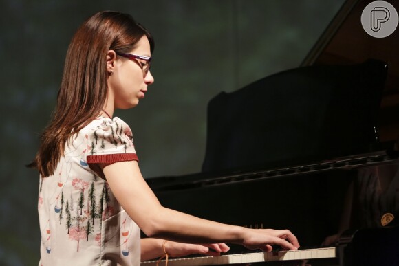 Na novela 'Malhação - Viva a Diferença', Benê (Daphne Bozaski) mostrará seu talento musical ao tocar piano na audição para entrar na faculdade