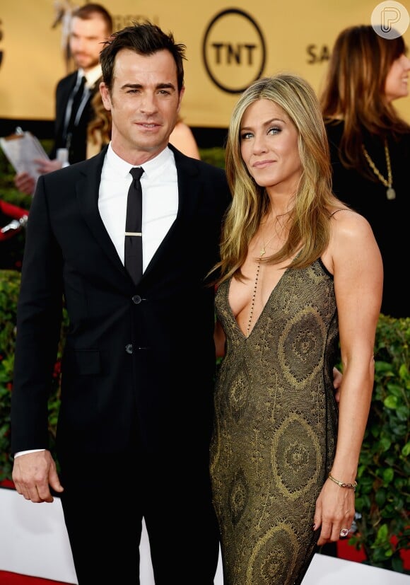 Justin Theroux descobriu os bilhetes de Brad Pitt para Jennifer Aniston há 2 anos