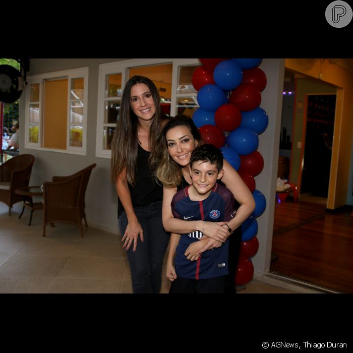 Krizia e Tainá foram ao aniversário do irmão caçula, Záion, de 9 anos