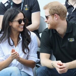 'A substância foi analisada e foi confirmado que não era suspeita. E os agentes também investigam a comunicação maliciosa em relação ao mesmo pacote', afirmou ainda o comunicado sobre o episódio envolvendo casal