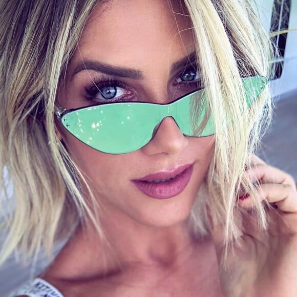 Giovanna Ewbank pediu a ajuda dos internautas para decidir que corte faria nos cabelos