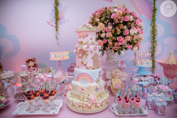 Detalhe da decoração da festa de 1 ano da filha de Roberta Rodrigues, Linda Flor
