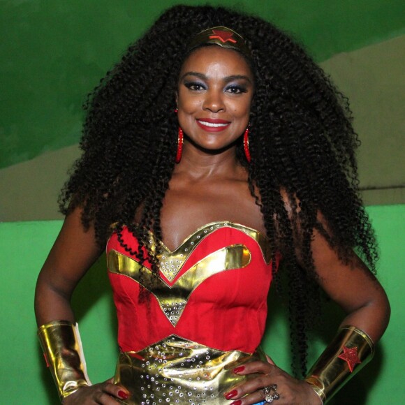 'É importante não fortalecer as palavras de ódio e racismo. Quando você conta para os outros, fortalece de alguma forma', disse Cris Vianna