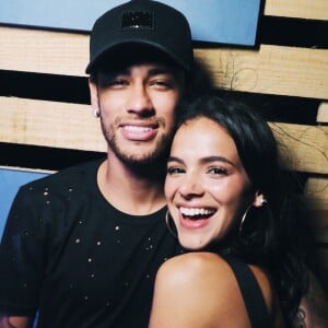 Bruna Marquezine se declarou para Neymar e recordou viagem a Fernando de Noronha