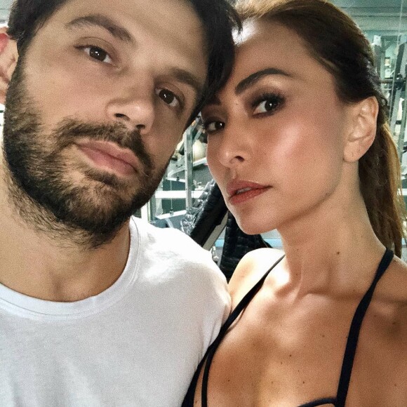 'Há 2 anos nos encontramos pela primeira vez e nunca mais nos desgrudamos, nunca vamos desgrudar. Te amo para sempre', declarou Duda Nagle para Sabrina Sato