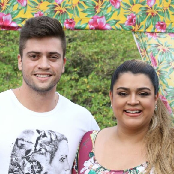 Preta Gil embarcou com Rodrigo Godoy para Fernando de Noronha