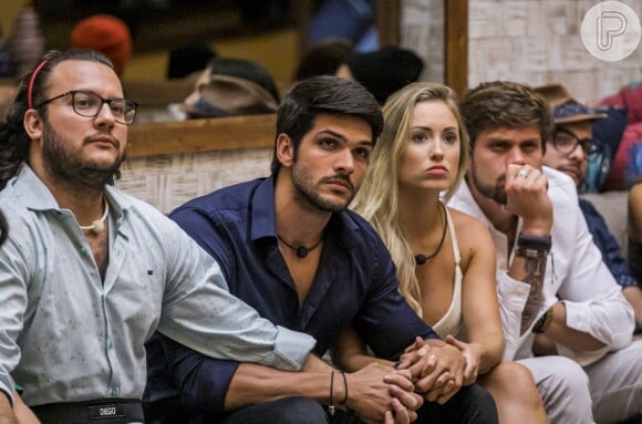 Lucas assumiu ter feito 'carícia' em Jéssica no 'Big Brother Brasil 18'