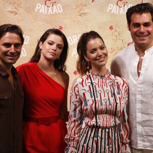 Agatha Moreira com Murilo Rosa, Nathalia Dill e Thiago Lacerda no lançamento de 'Orgulho e Paixão'