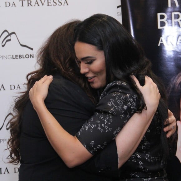 'Pode ser que em um momento da vida a gente decida descongelar os óvulos da Ana, ou que eu acabe conhecendo uma criança, me sinta mãe dela e adote', falou Leticia Lima