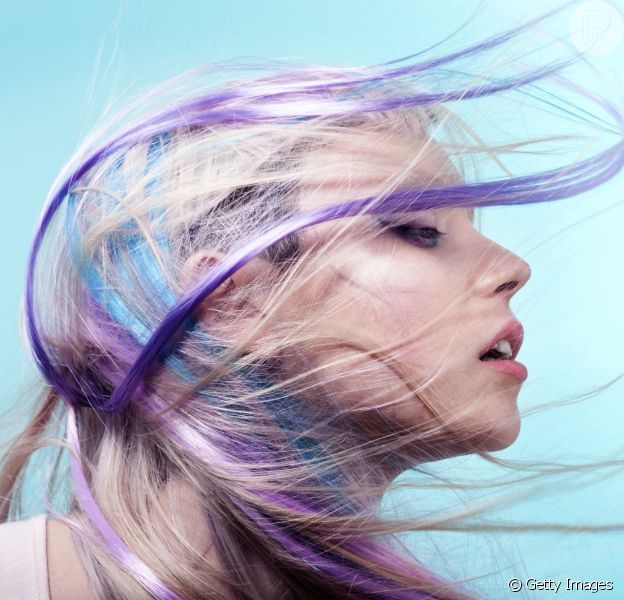 A tendência do cabelo colorido está de volta e veio para ficar! O especialista Rodrigo Silva, do salão Novo Arte, ensina como colorir e cuidas dos seus fios