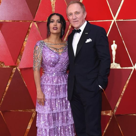 Salma Hayek foi ao Oscar 2018 acompanhada do marido, François-Henri Pinault, com quem é casada desde 2009