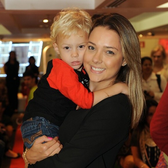 Carol Duarte é mãe de Davi Lucca, de 6 anos