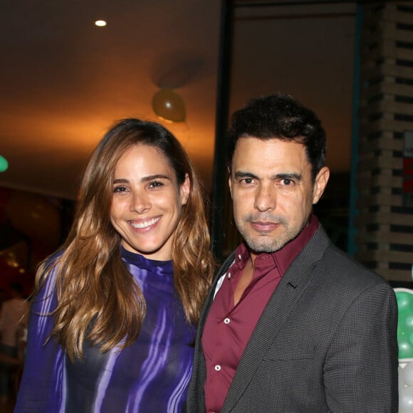 Zezé e Wanessa se abraçaram nas fotos do aniversário de Isabella e Helena, filhas de Luciano Camargo