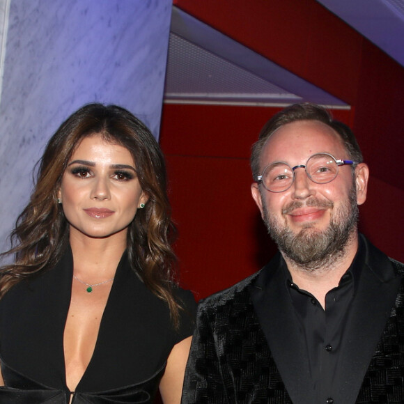 Paula Fernandes não confirmou namoro com o editor de revistas Claudio Mello