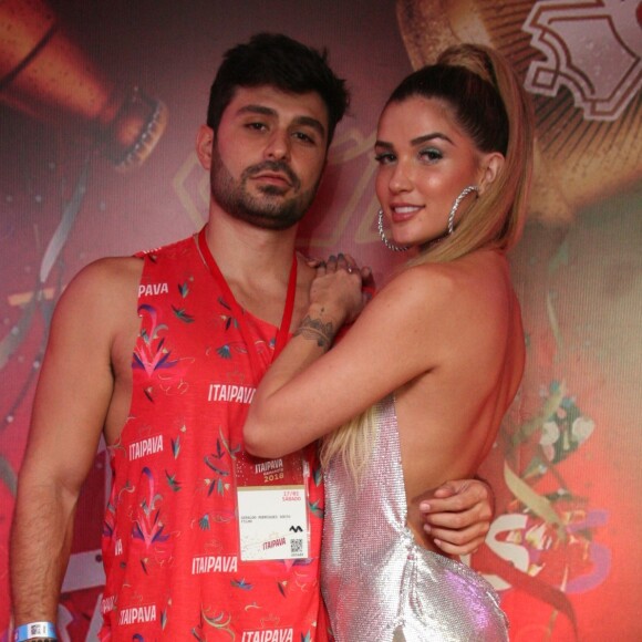 Ex-BBB Aline Gotschalg engatou romance com o empresário Geraldo Souto
