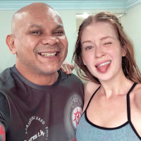 Personal mostra força de Marina Ruy Barbosa em treino de muay thai: 'Muito suor'