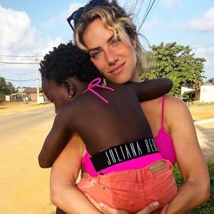 Giovanna Ewbank procura ir para Fernando de Noronha quando sente que o trabalho está muito estressante. 'As crianças ficam muito livres no meio da natureza, então são momentos muito especiais que ficam guardados no nosso coração e memória, conta