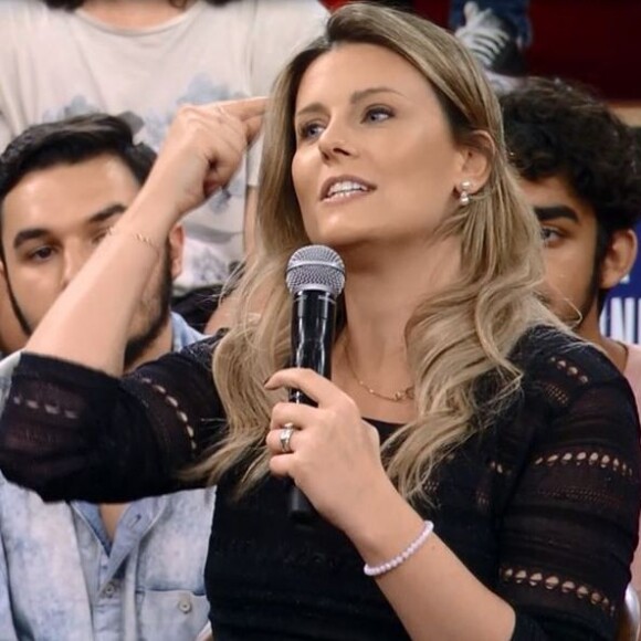 'Não fui ao seu casamento por vergonha do meu corpo. Por isso eu e meu marido (Tiago Leifert) inventamos que eu estava doente', assumiu Daiana Garbin